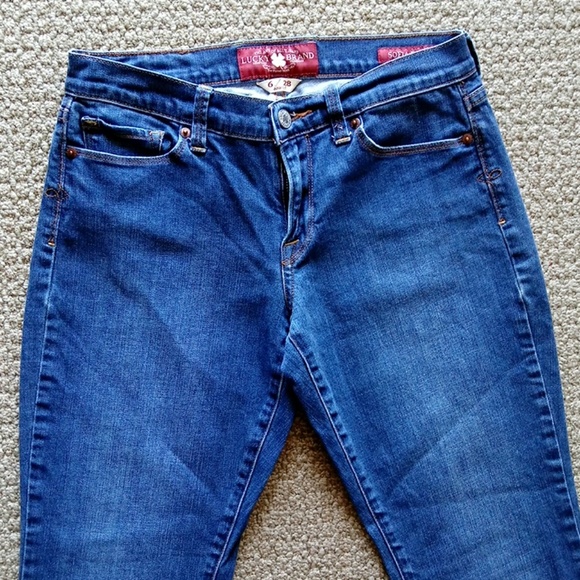LUCKY BRAND SOFIA BOOT ANKLE  JEANS SIZE 6/28 - Picture 3 of 10